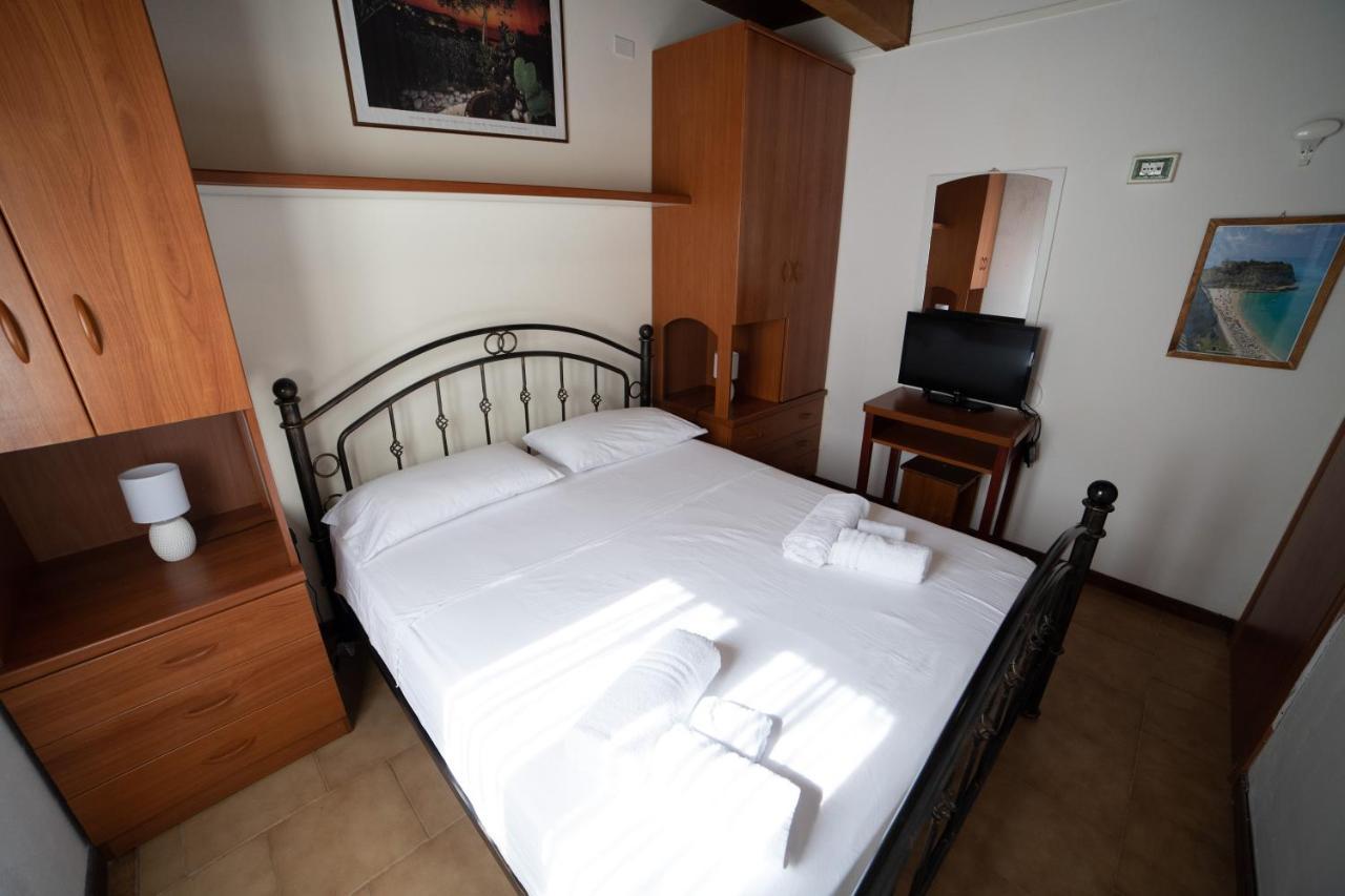 Residence New Paradise Тропеа Екстер'єр фото