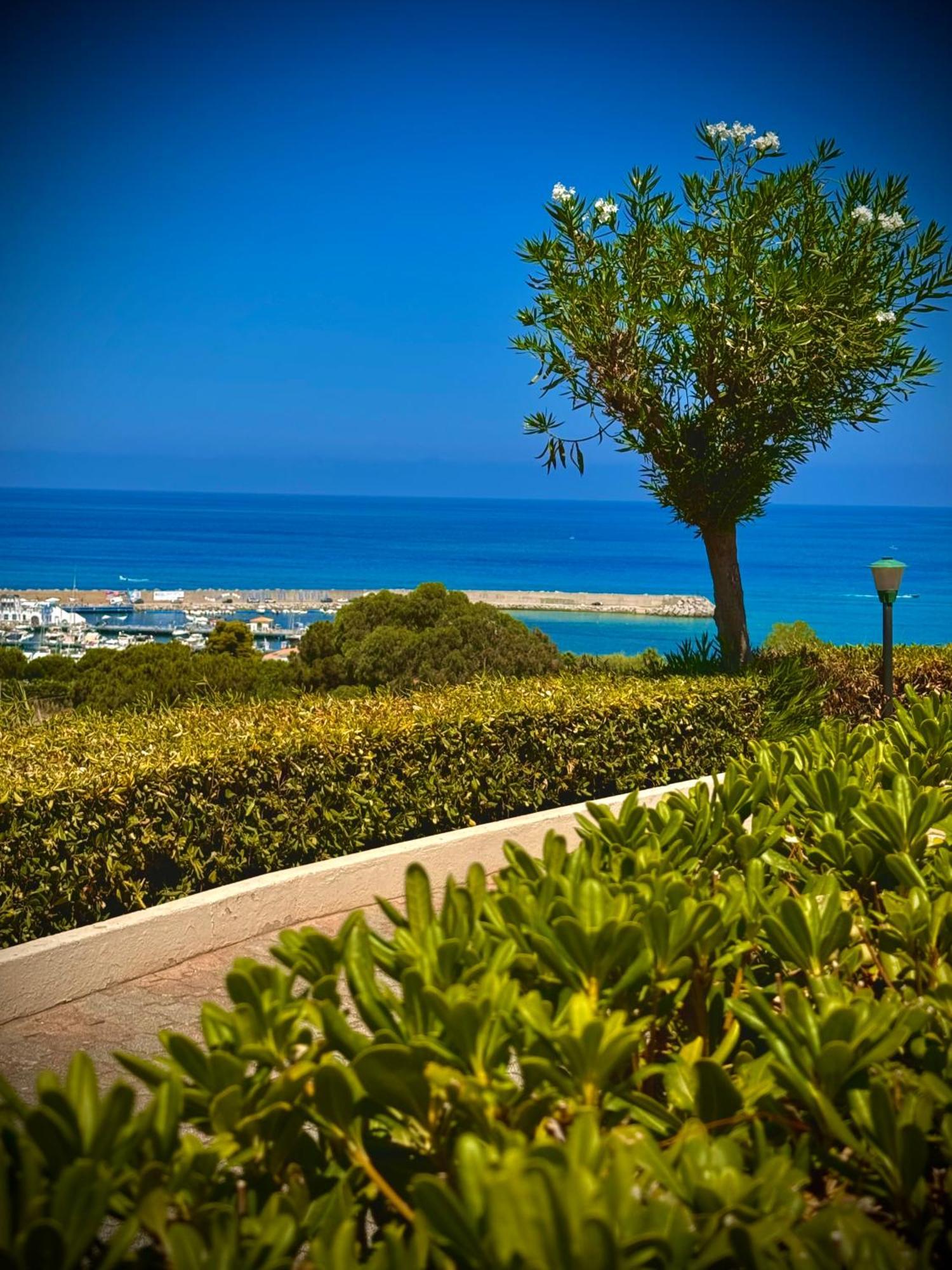 Residence New Paradise Тропеа Екстер'єр фото